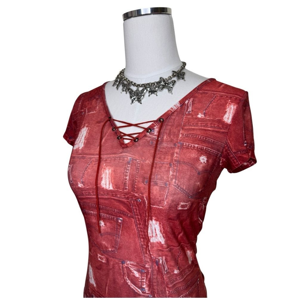 Y2K So Cool Red Denim Pocket Print Lace-up V Neckline Baby Tee Top Size Small